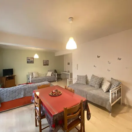 65 τμ στην καρδιά της πόλης Апартаменты *